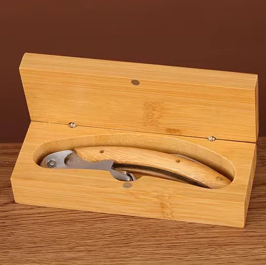 Manufacturer 4PCS Premium Wine Gift Set, Unique Wine Bottle Opener Corkscrew Bamboo Business Gift Sets For Wine Accessories